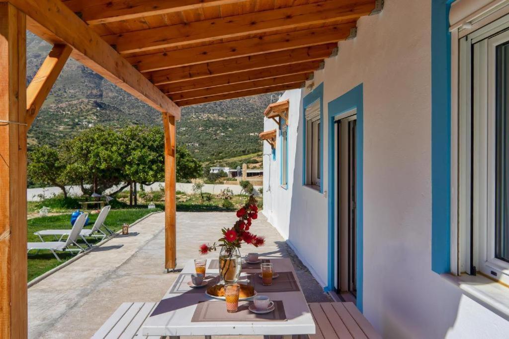 Villa George Sea View With Pool - Triopetra Exterior photo