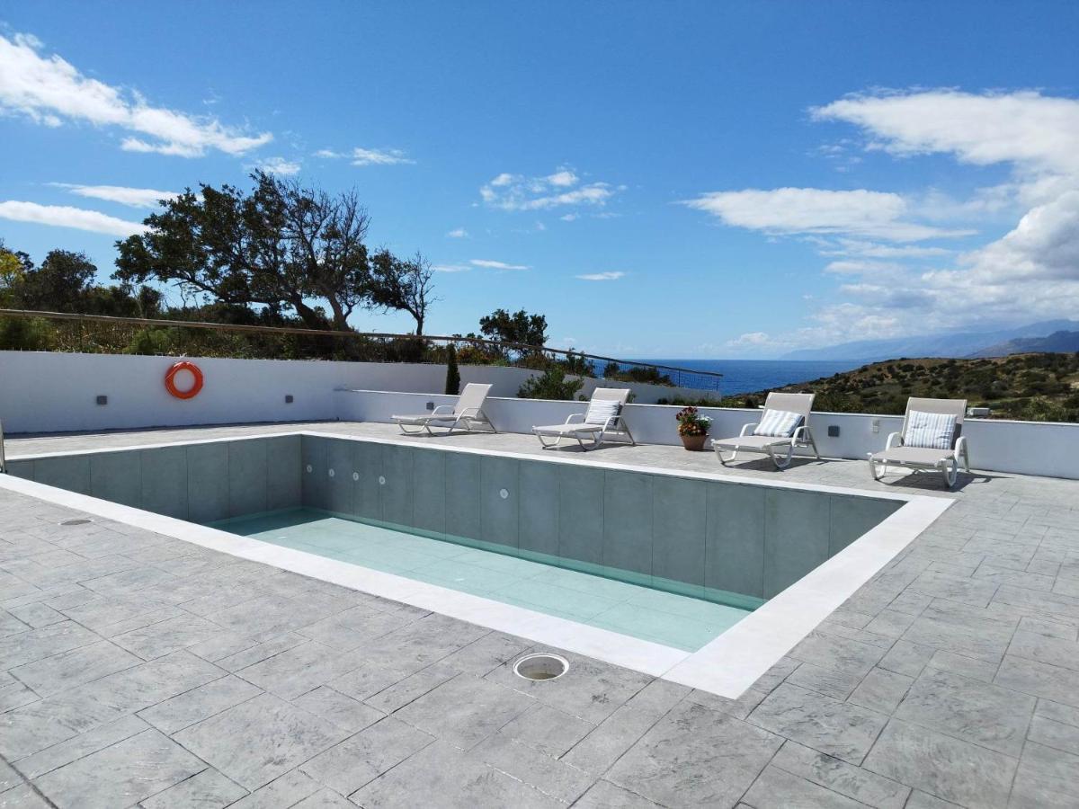 Villa George Sea View With Pool - Triopetra Exterior photo