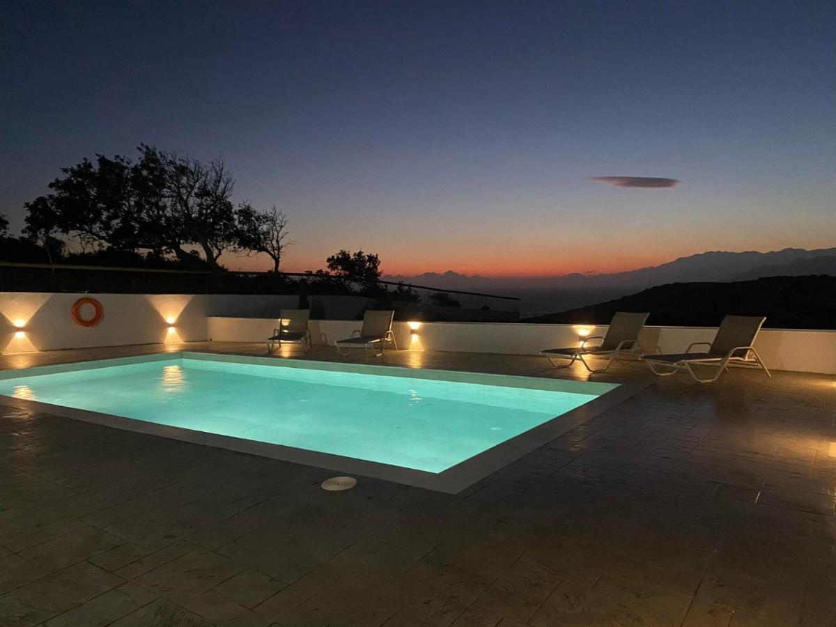 Villa George Sea View With Pool - Triopetra Exterior photo